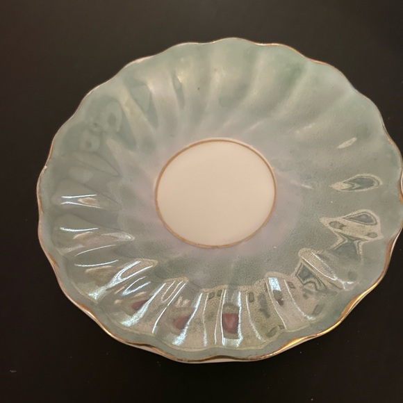 Beautiful Demitasse Tea cup and Saucer - Picture 3 of 8